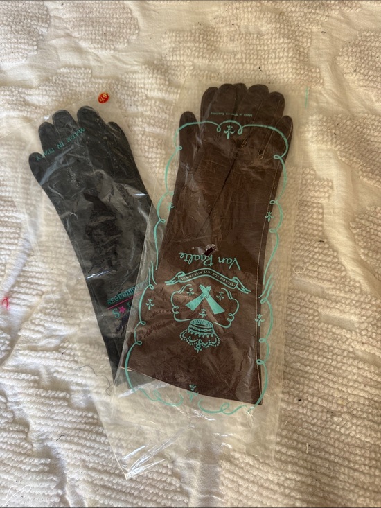 Accessories - Vintage leather glove bundle